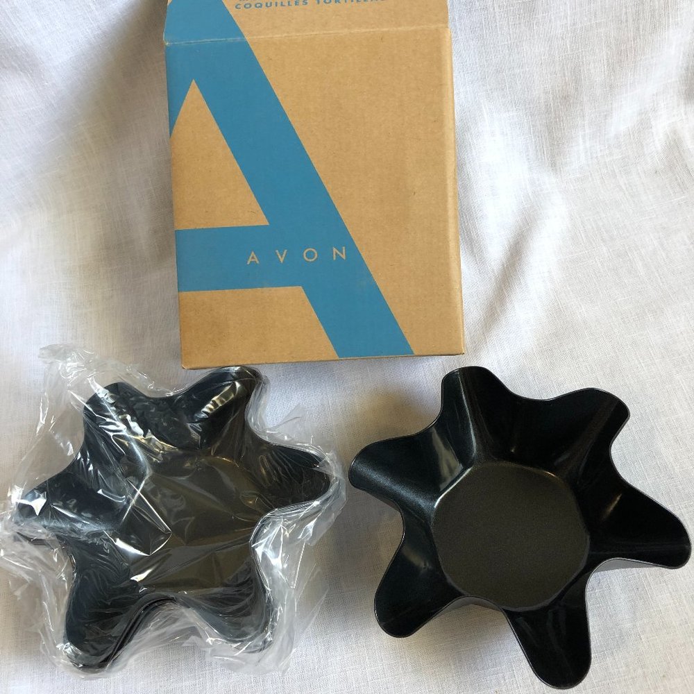 Set of 4 Metal Avon Tortilla Shell Baking Bowls